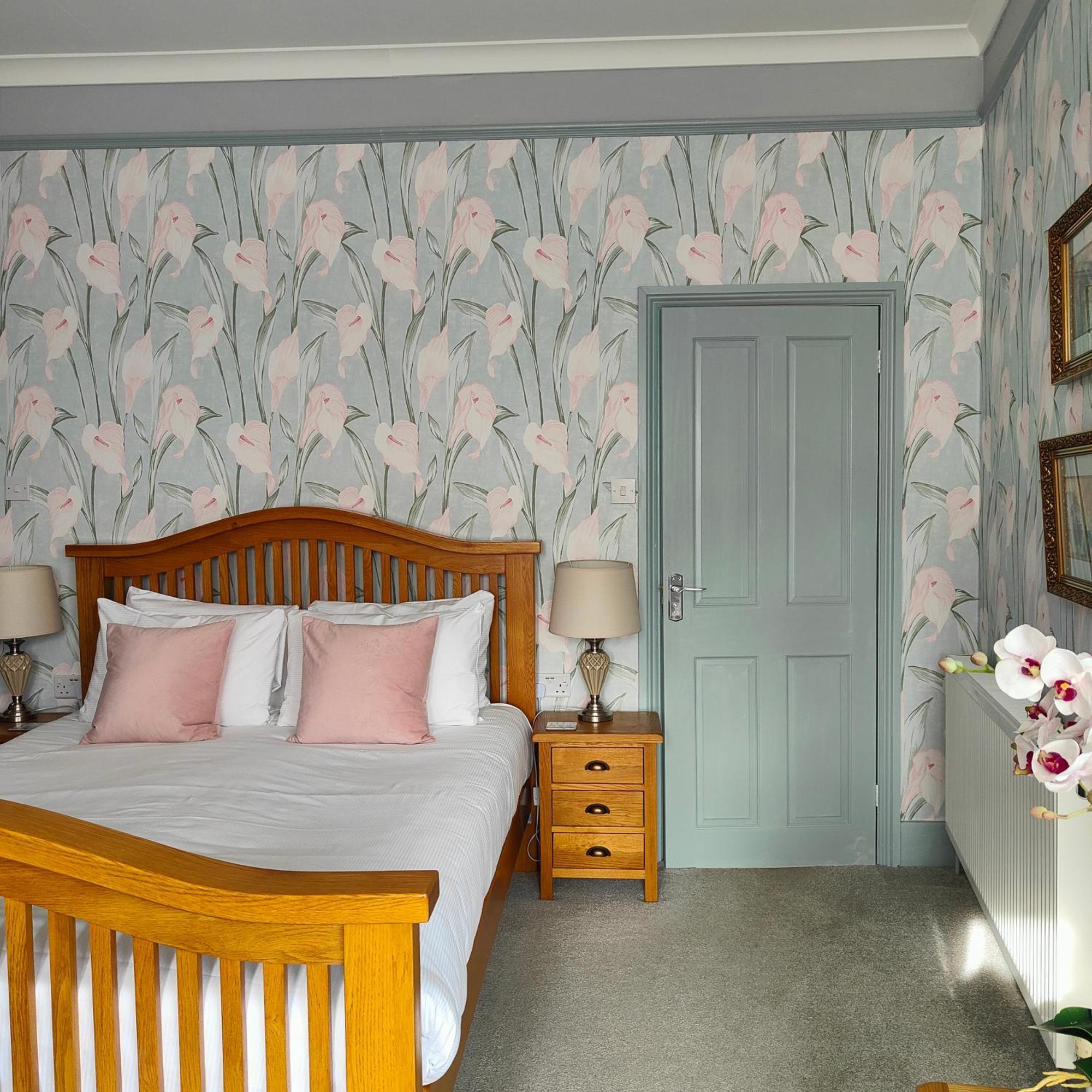 Bed and Breakfast The Corner House Лоустофт Экстерьер фото